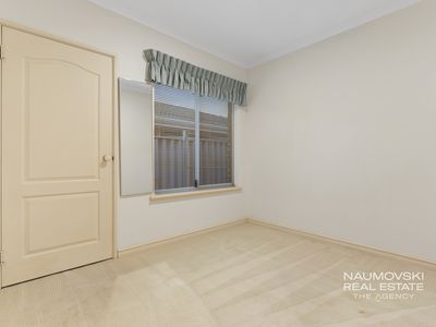 2 / 2 Welburn Street, Nollamara