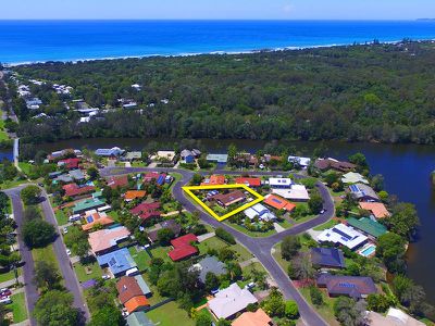 32 Natan Court, Ocean Shores