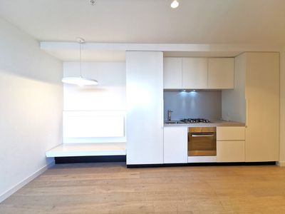 5903 / 81 A'Beckett Street, Melbourne