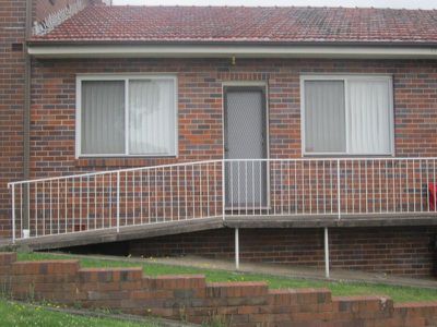 2 / 173 Kanahooka Road, Kanahooka