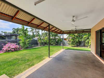 7 Hale Court, Gunn