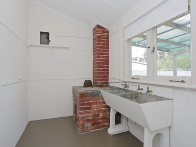 35 Boulder Avenue , Ascot