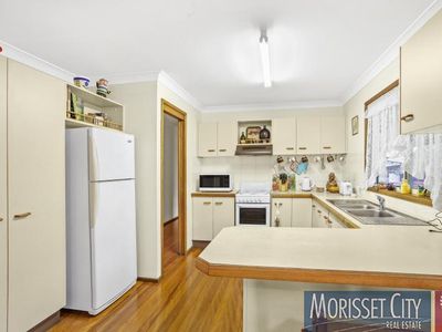 11 Watt Street, Windermere Park