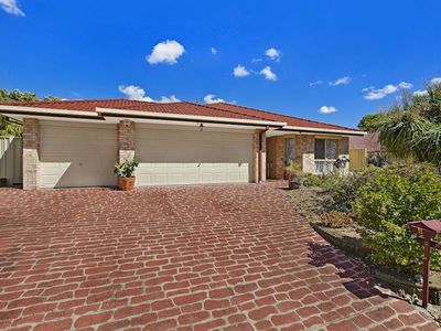 4 Mountain Ash Rd, Hamlyn Terrace