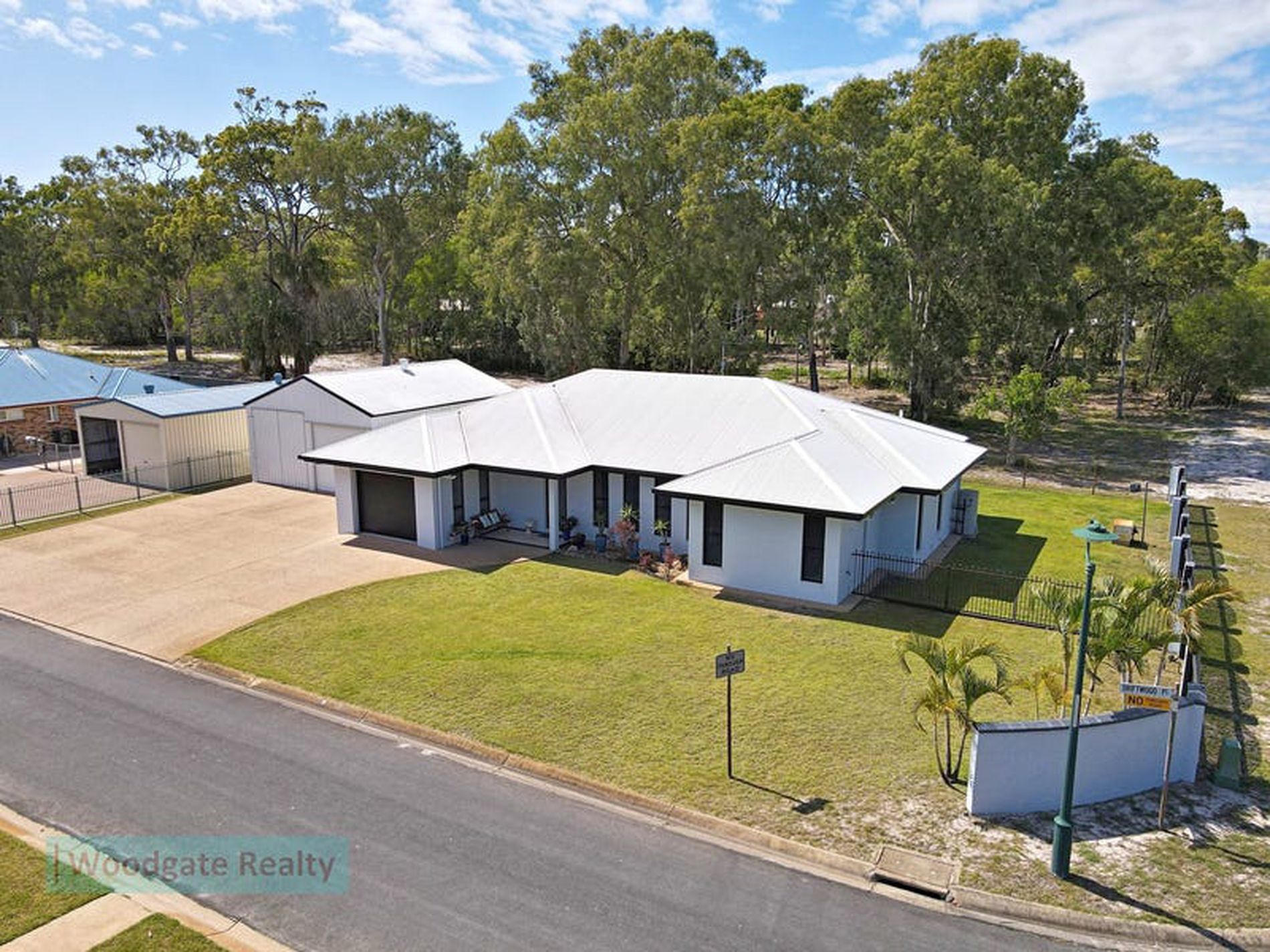 2 Driftwood Place, Woodgate