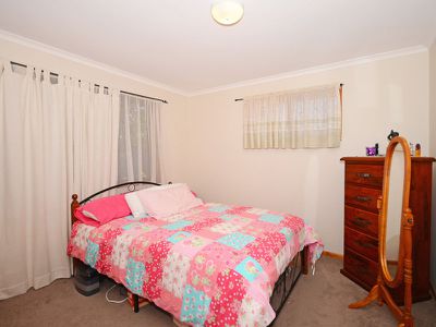 12 MELONG STREET, Scarness