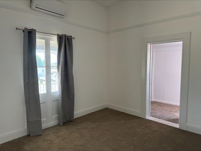 5 Park Street, Parkes