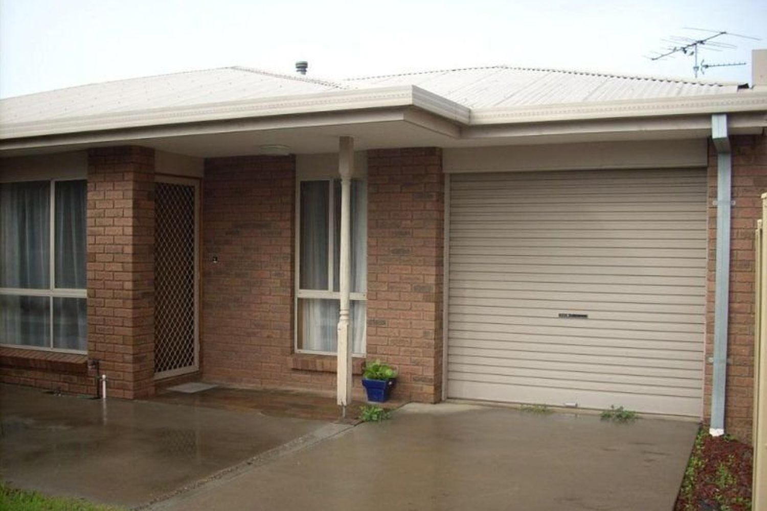 2 / 18 Palk Street, Horsham