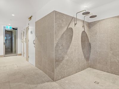 302 / 949 Gold Coast Highway, Palm Beach