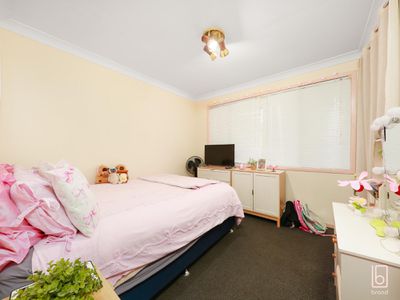 16 Loongana Crescent, Blue Haven