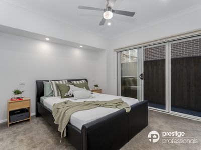 2 Silverleaf Lane, Moorebank