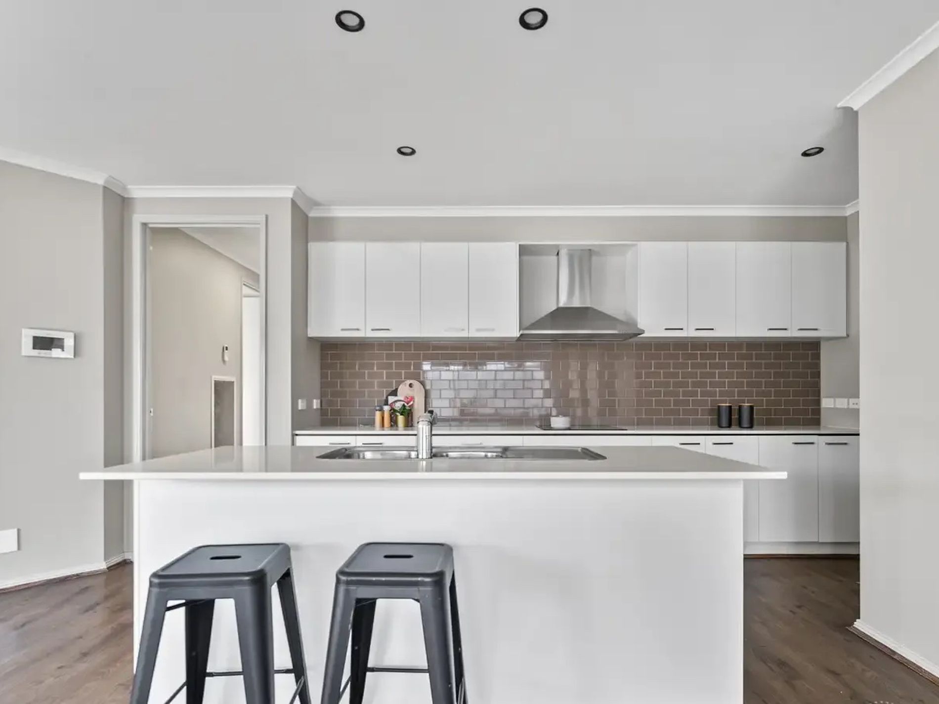 10 Lochinver Street, Wollert