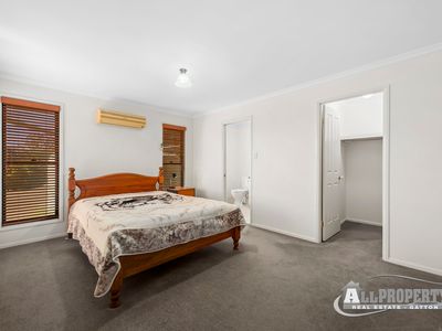 15 Rogers Drive, Gatton