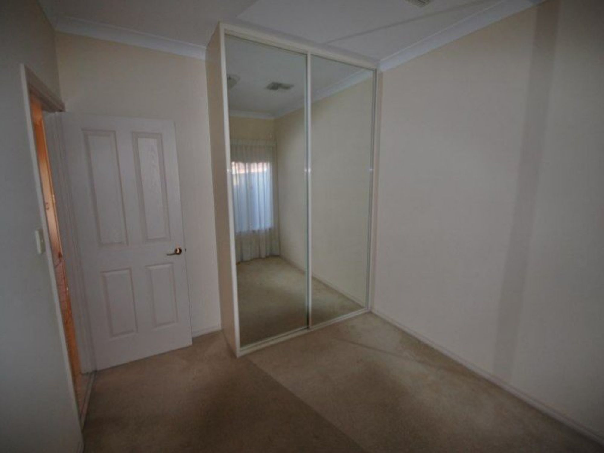 15A Everard Avenue, Ashford