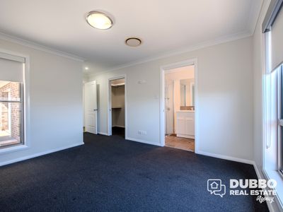 14 Ebor Way, Dubbo