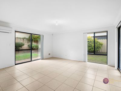 6 Lotus Court, Bertram
