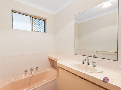 78 Explorer Drive, Thornlie
