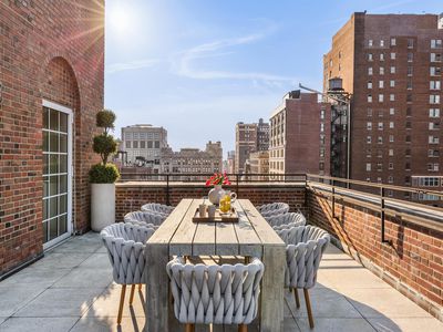18 Gramercy Park South, New York, NY, International