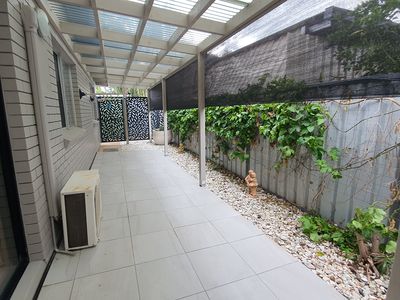 12 Prince Street, Urangan