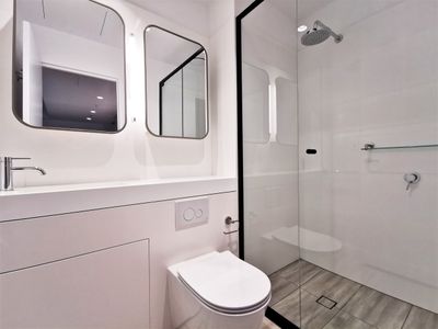 2210 / 462 Elizabeth Street, Melbourne