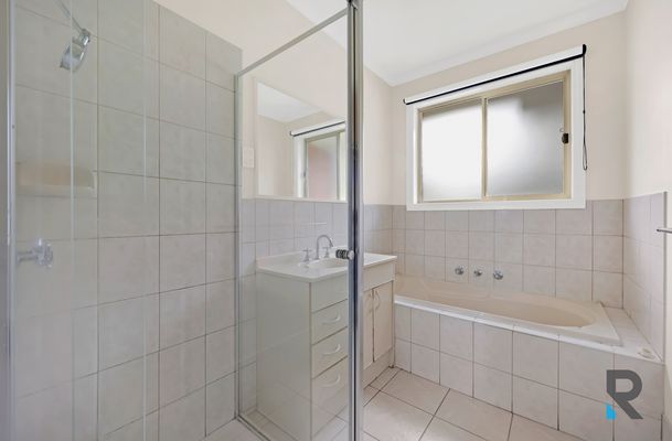 2 / 9 Joffre Street, Broadmeadows