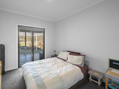 270 Lake Nillahcootie Road, Barjarg
