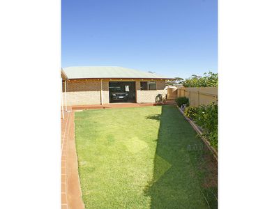 11 McCleery Street, Kalgoorlie