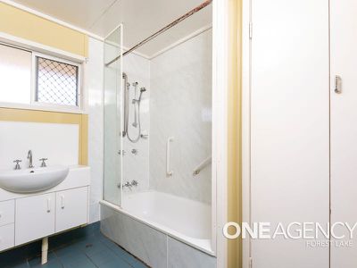 137 Sinclair Drive, Ellen Grove