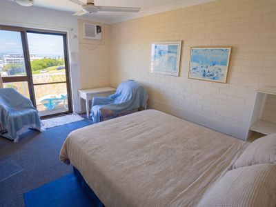 2 / 24 Queen Street, Yeppoon