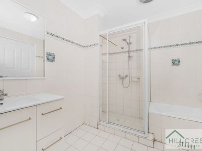 2/96 Kissing Point Road, Dundas