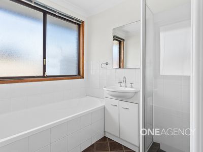 7 Fir Crescent, Albion Park Rail