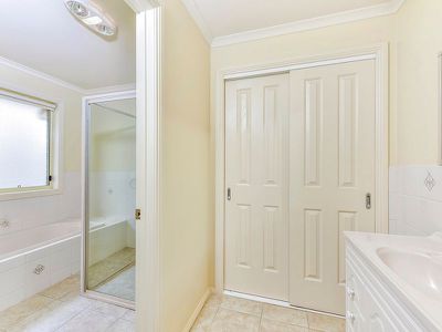 11 Sandstone Court, Mount Gambier