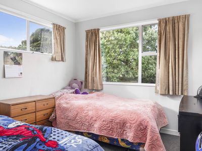 6 Yates Street, Otaki Beach