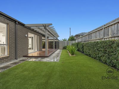 11 Kunlun Crescent, Clyde North