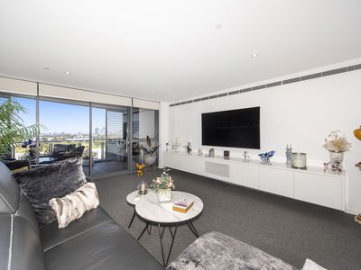 708 / 96 Bow River Crescent, Burswood