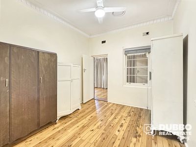 54 Sterling Street, Dubbo