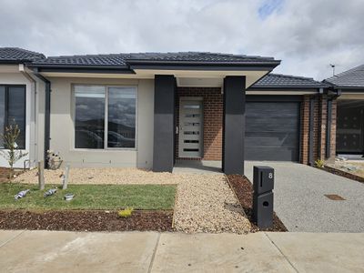 8 Sprightly Street, Wyndham Vale