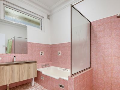 14 Mascot Drive, Eastlakes