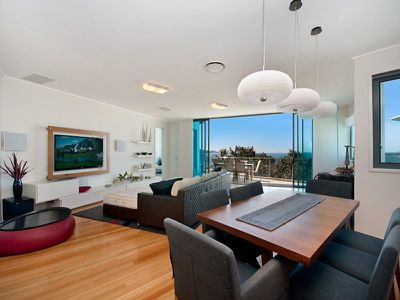 210 / 72 The Strand, North Ward
