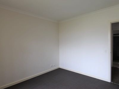 2 / 3 Enfield Close, Corio