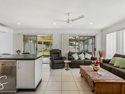 76 Dartmouth Street, Coopers Plains