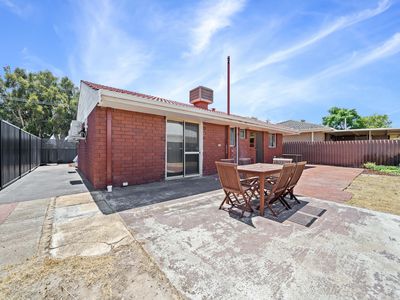 94 Morley Drive East, Morley