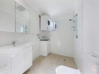 35A Del Rio Dr, Copacabana