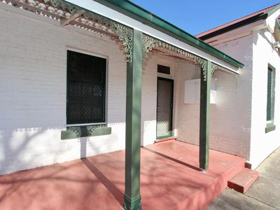 16 Bant Street, Bathurst