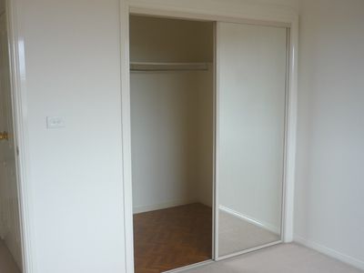 2 / 13 Eucumbene Avenue, Flinders