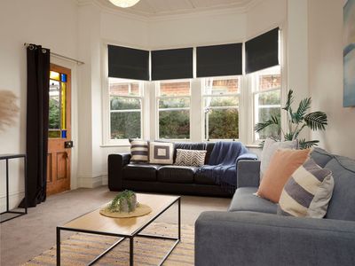 175 Gladstone Road, Dalmore