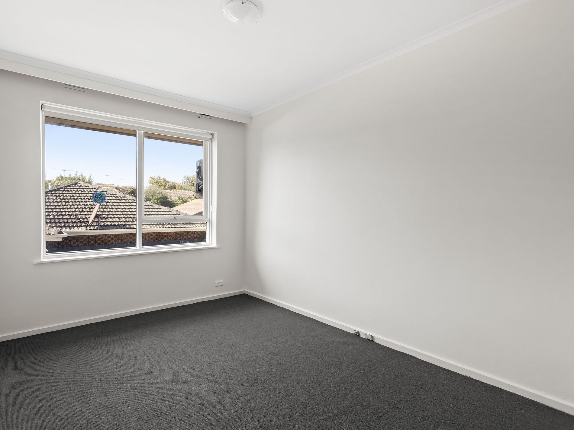 8/24 Walsh Street, Ormond