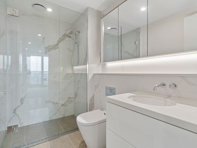 M1204 / 188 Macaulay Road, North Melbourne