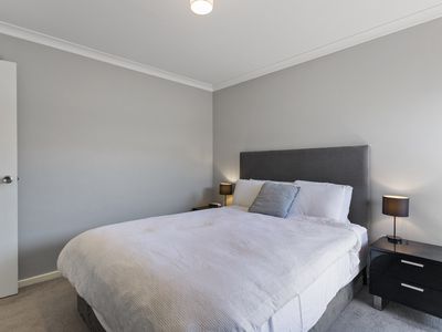 32 Hardy Road, Ashfield