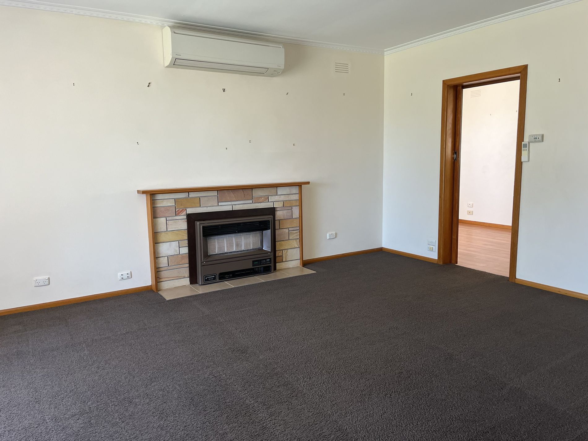 20 William Street, Leopold